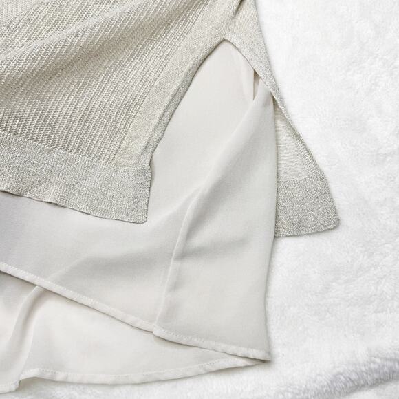 LUCKY BRAND Cream Gold Metallic Layered Crochet Sleeve V-neck Sweater Medium - Picture 9 of 10